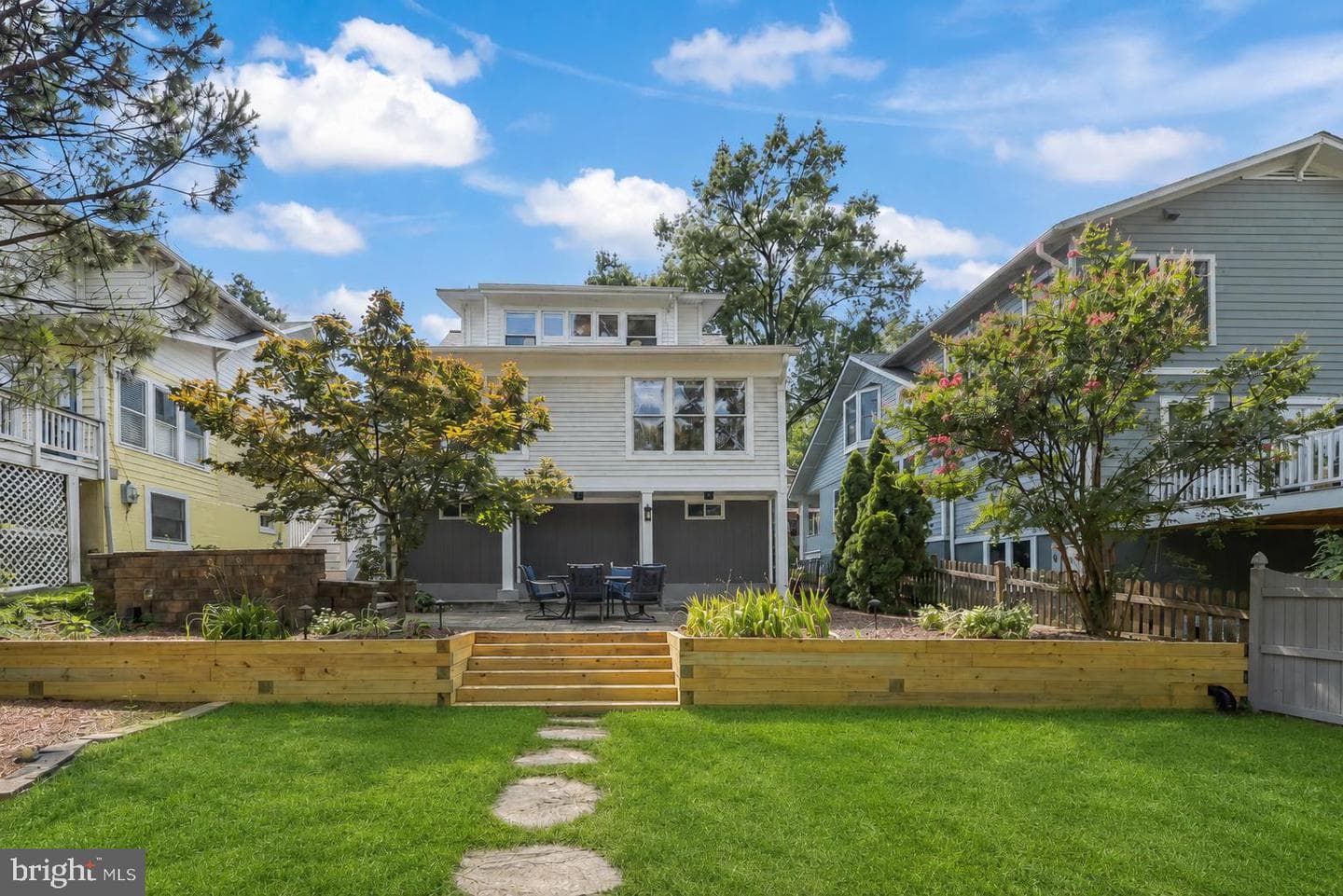 605 Johnston Place photo 50