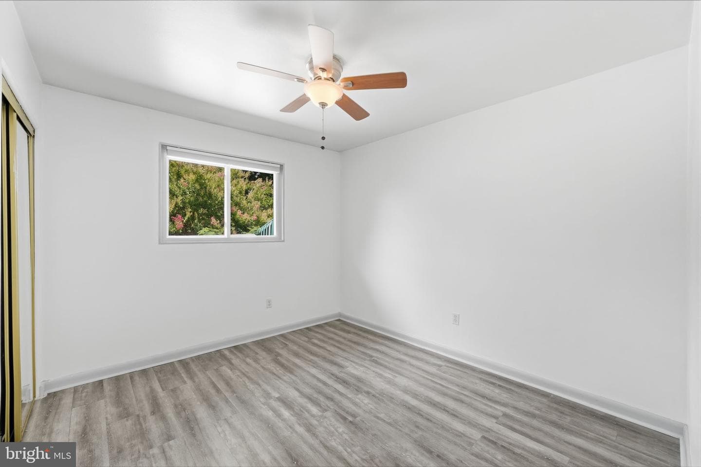 235 S Jenkins Street photo 12