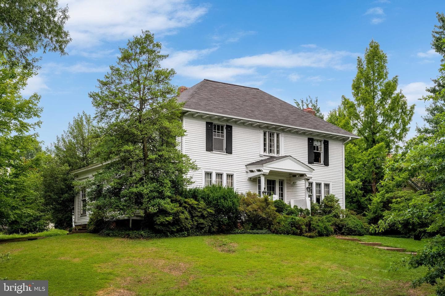 1803 Orchard Street photo 5