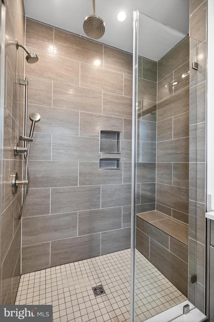 608 S Alfred Street photo 24