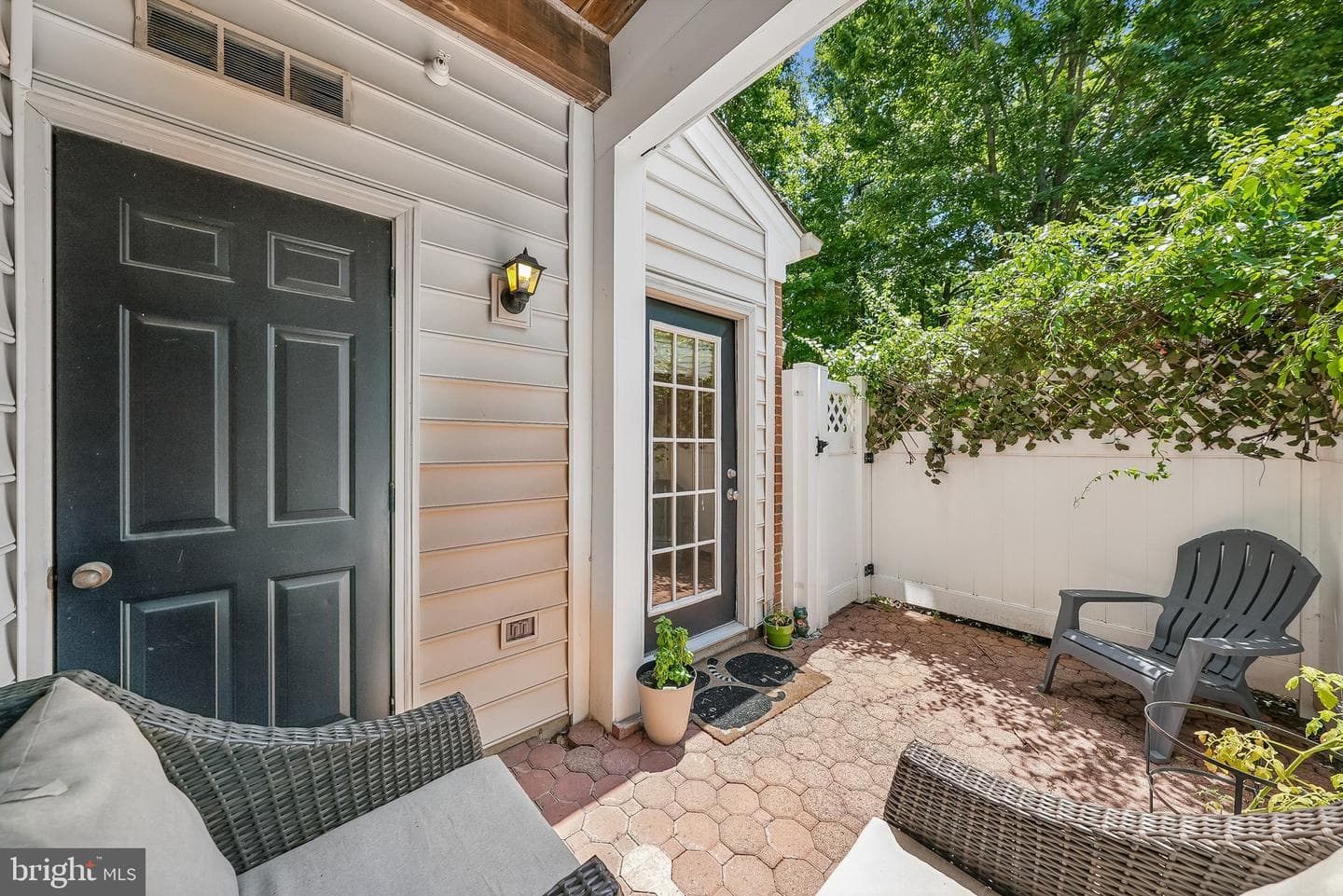 4650 Lambert Drive photo 22