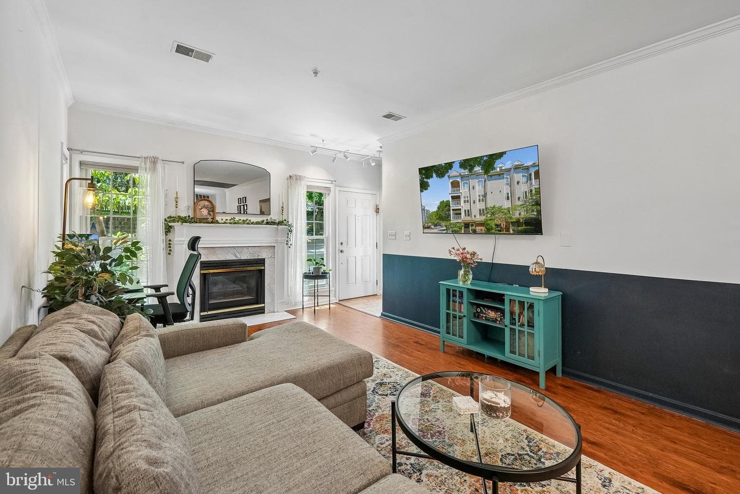 4650 Lambert Drive photo 8