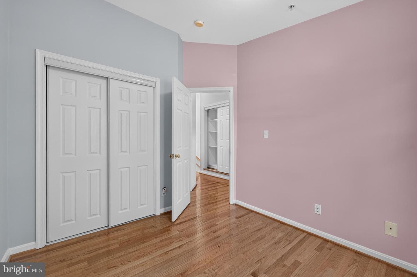 122 Sanborn Place photo 43