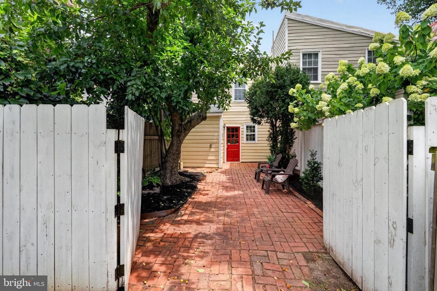 415 S Lee Street photo 35