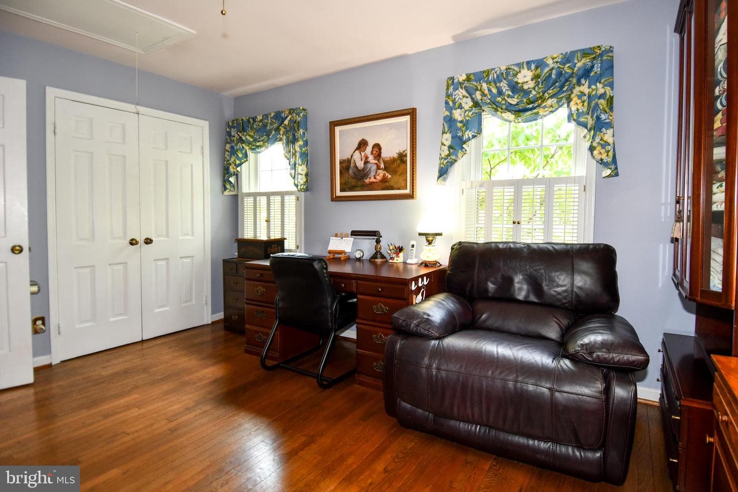 445 Old Town Court photo 29