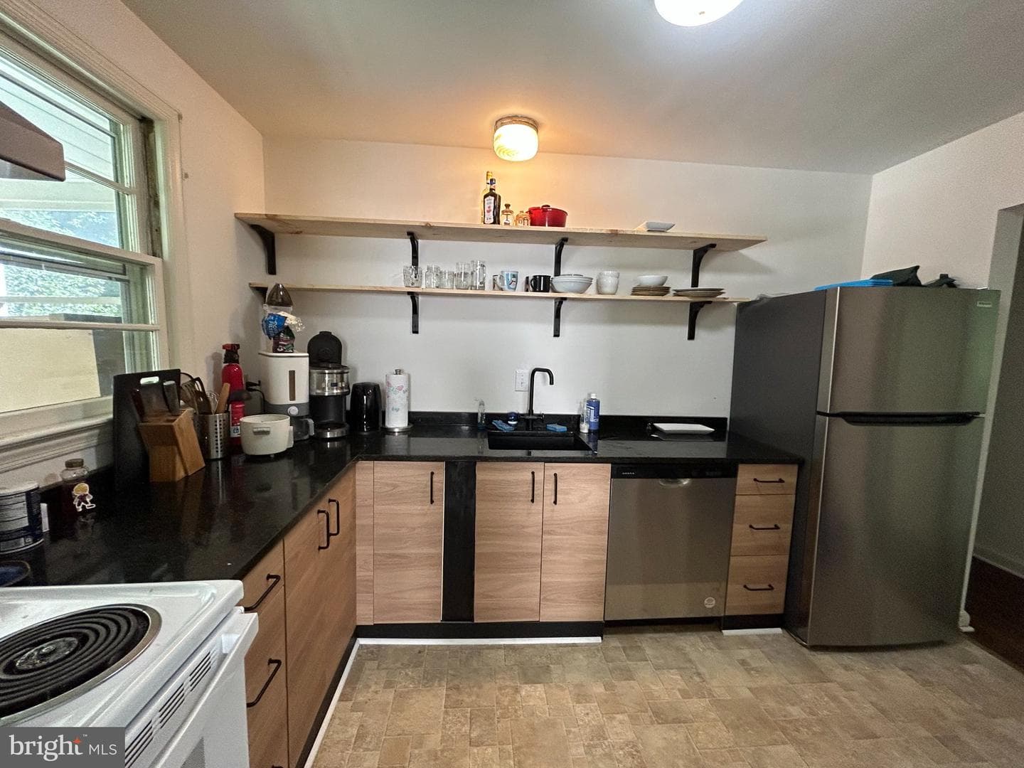 2308 Crestmont Avenue photo 6