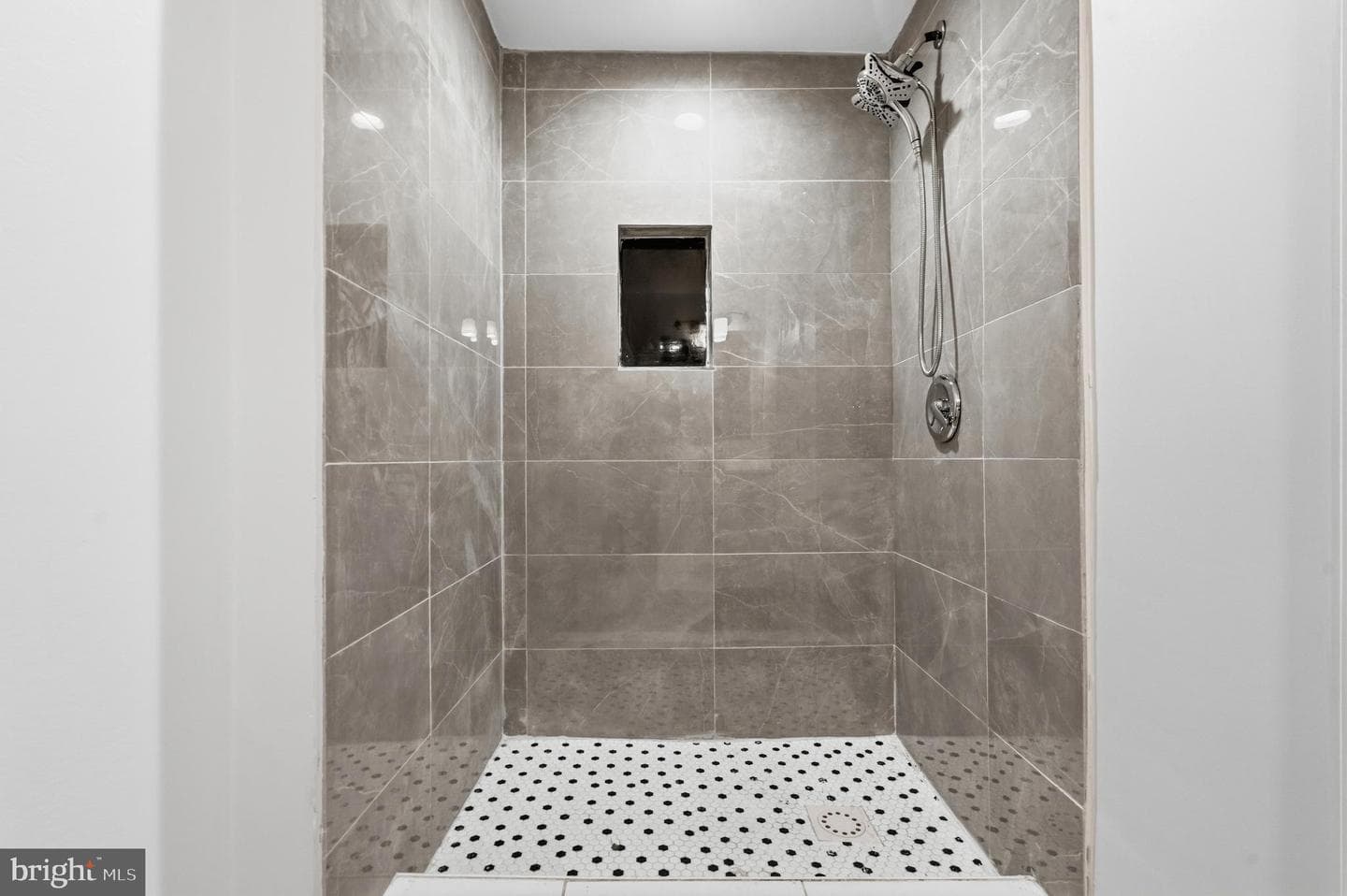 226 Chestnut Drive photo 8