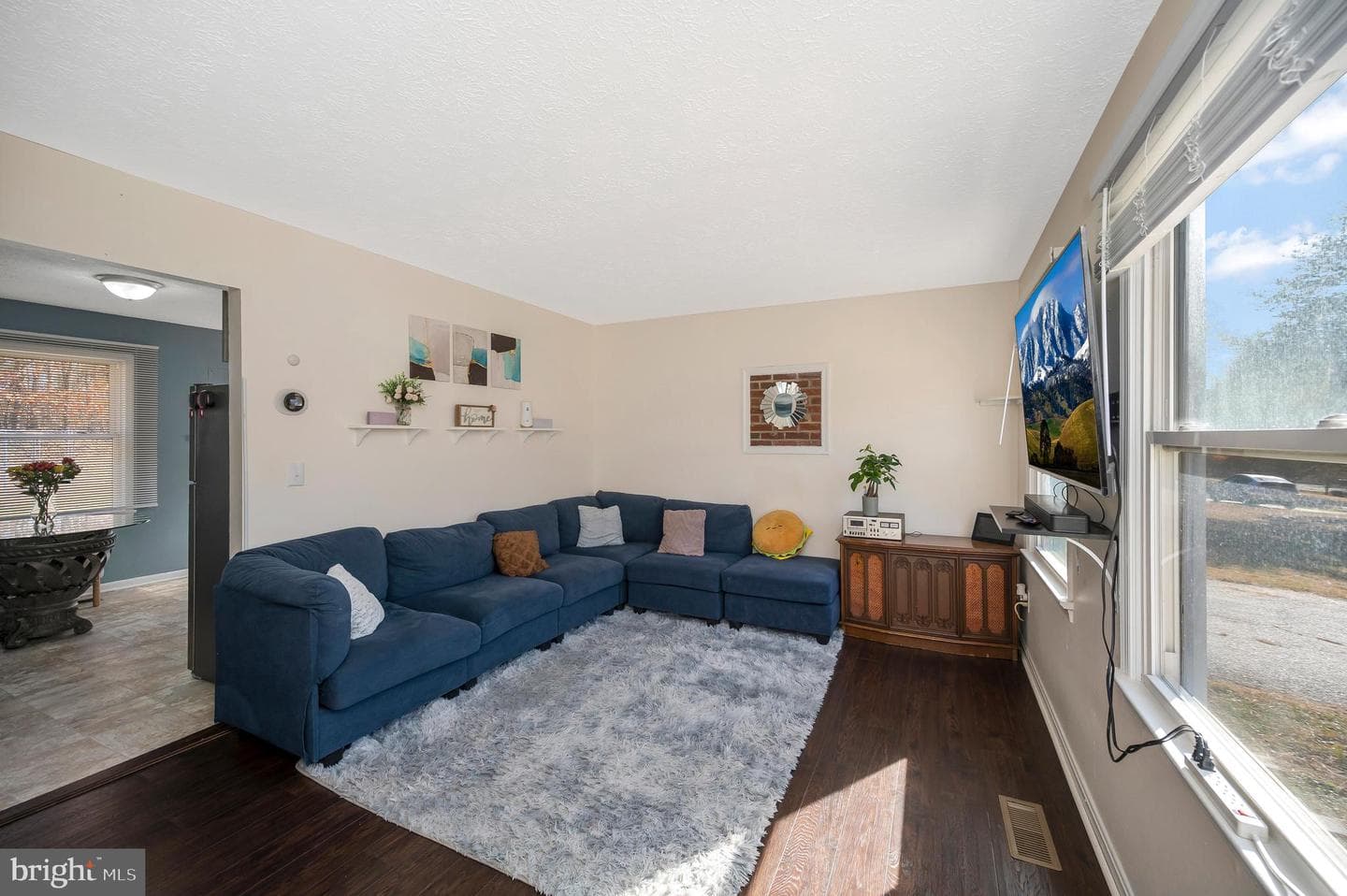 9577 Roys Lane photo 3