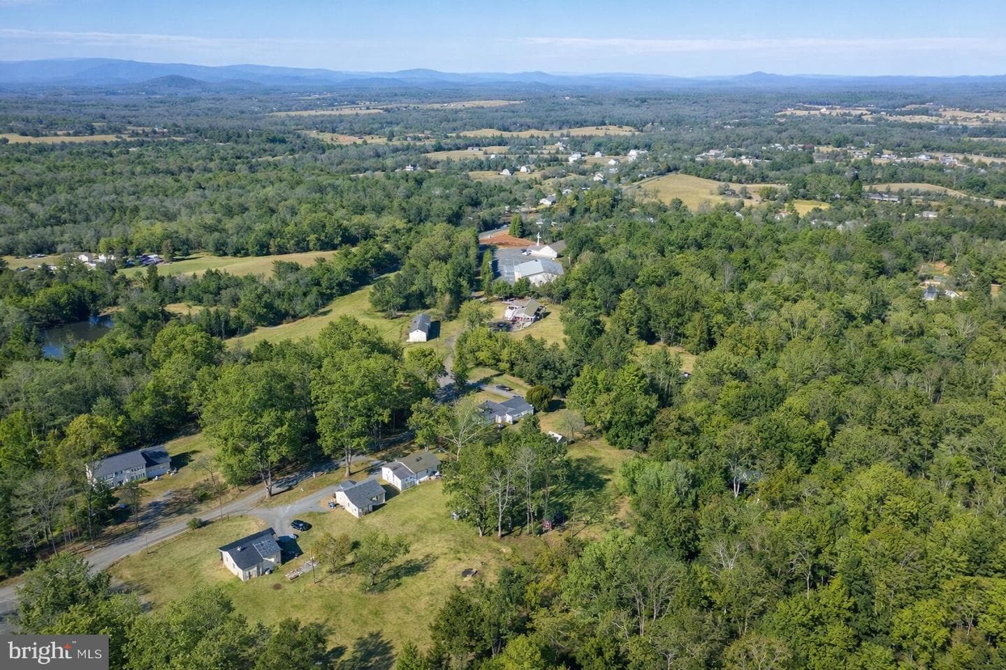 14477 Hazel River Church Rd photo 3