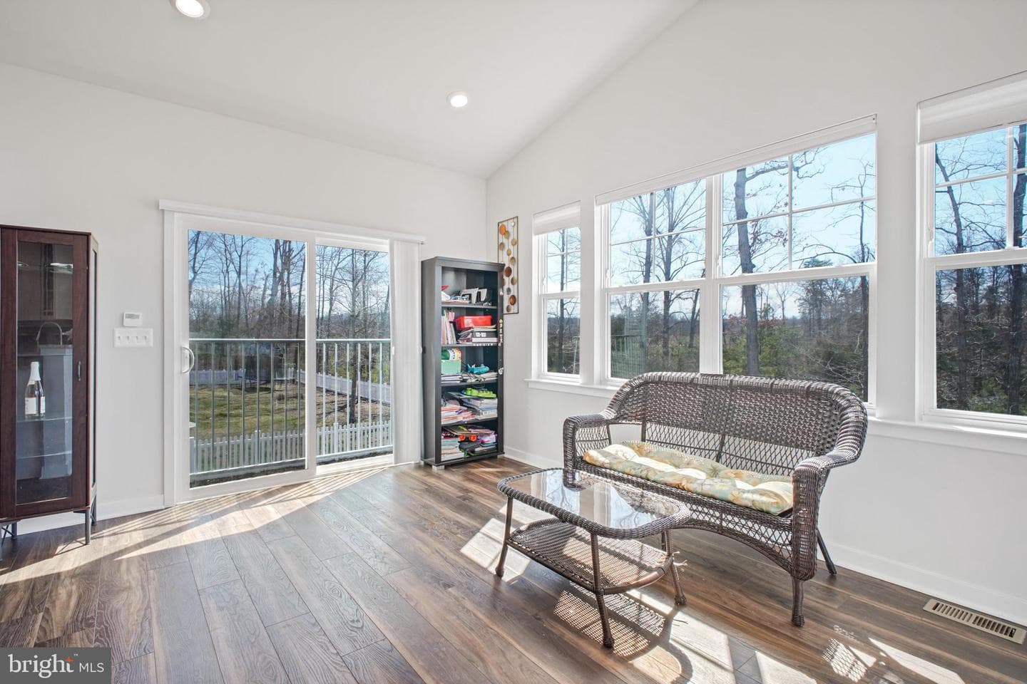 2094 Whithorn Hill photo 20