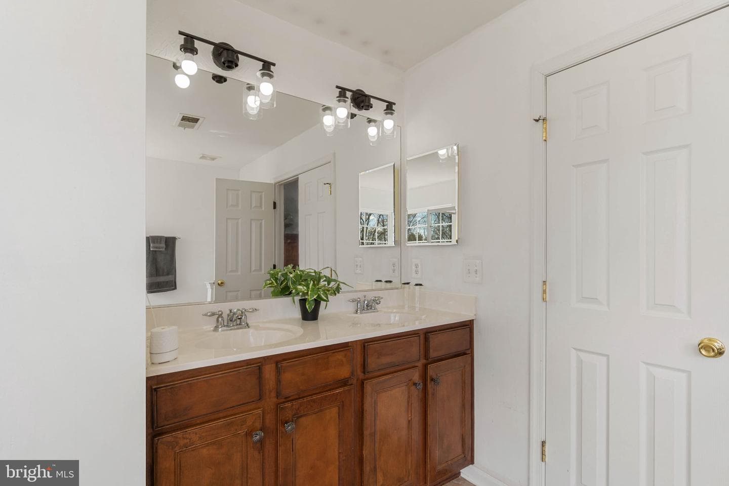 2483 Post Oak Drive photo 24