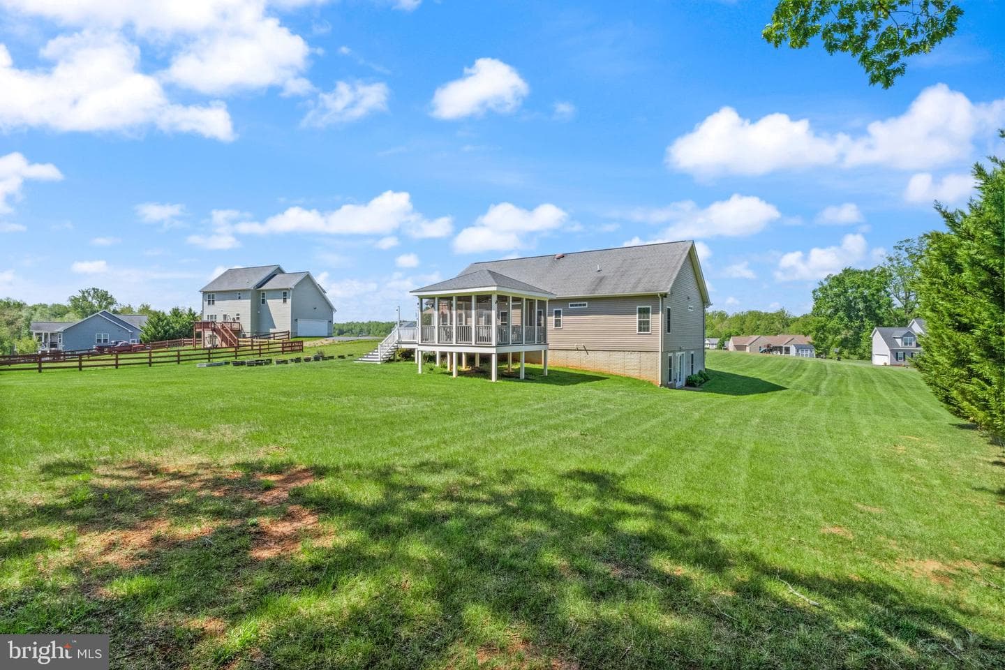 9387 Blackbird Loop photo 54
