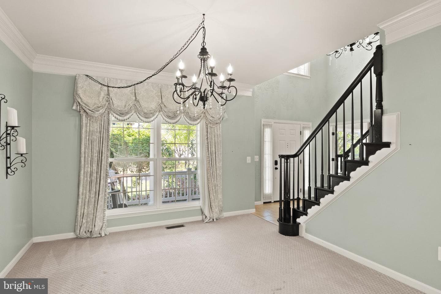 553 Windermere Drive photo 23