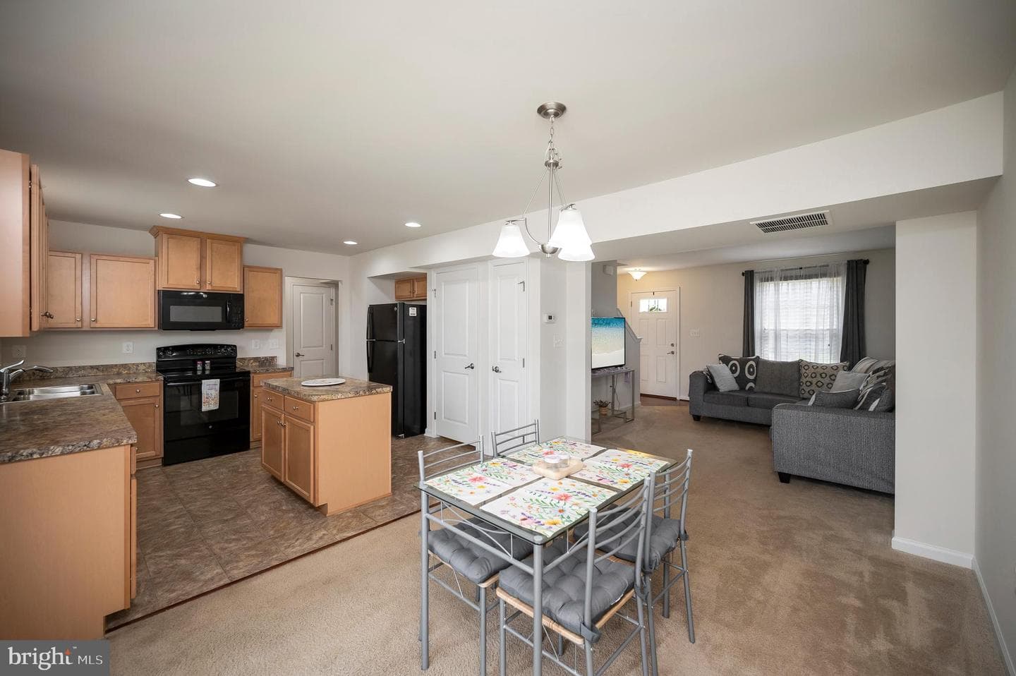 12103 Majestic Place photo 14