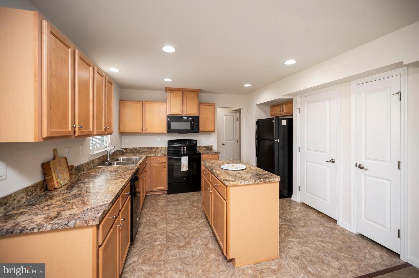 12103 Majestic Place photo 18