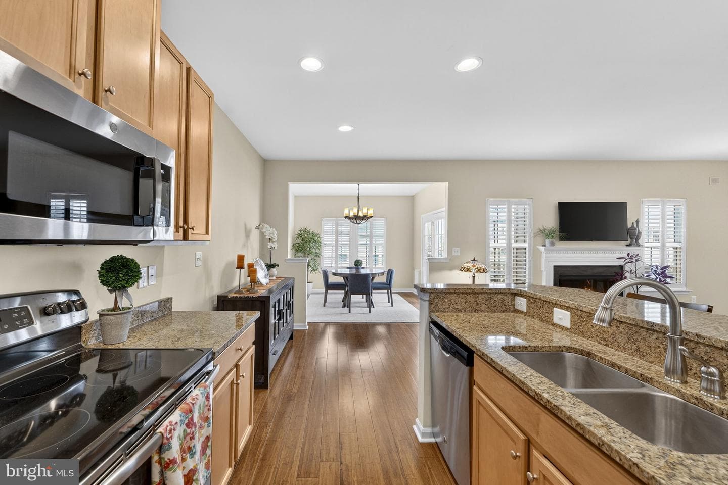 12115 Majestic Place photo 4