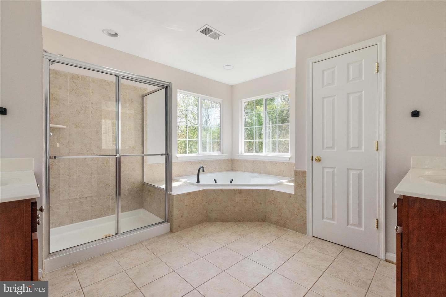 813 Kingsbrook Road photo 38