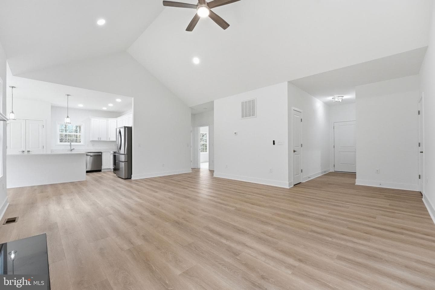 14284 Yates Crossing photo 4