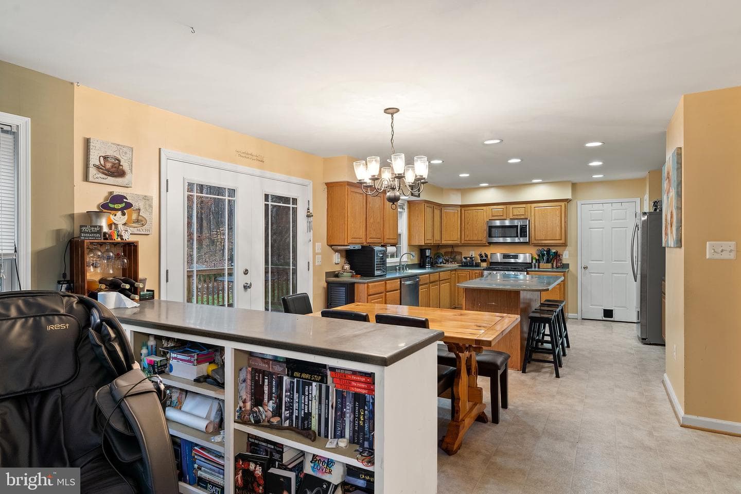 19388 Manor Dr photo 13