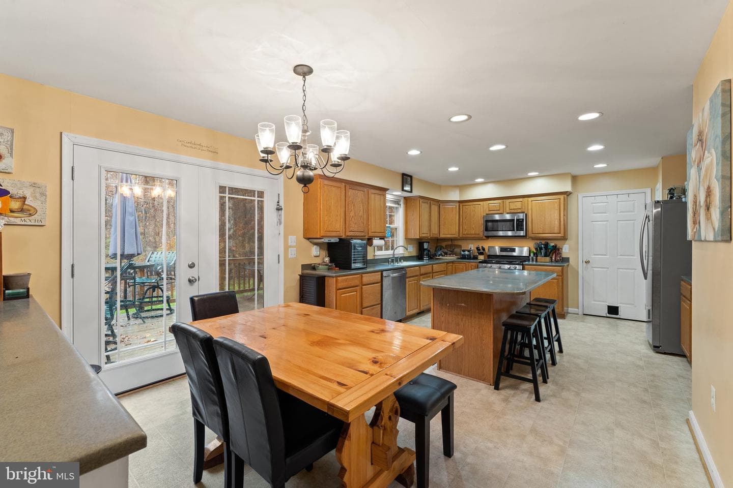 19388 Manor Dr photo 14