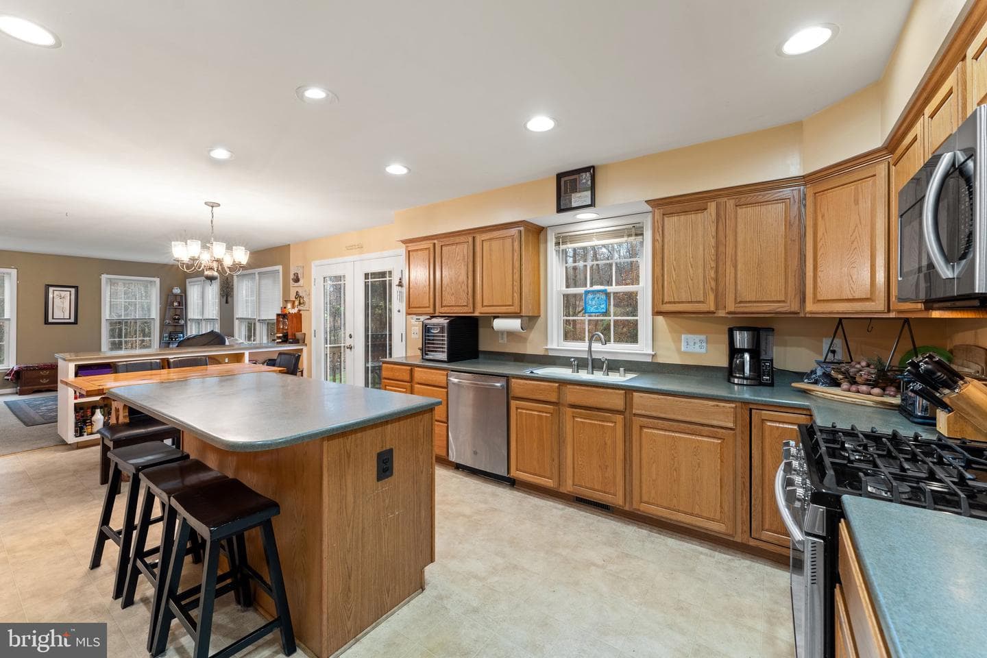 19388 Manor Dr photo 18