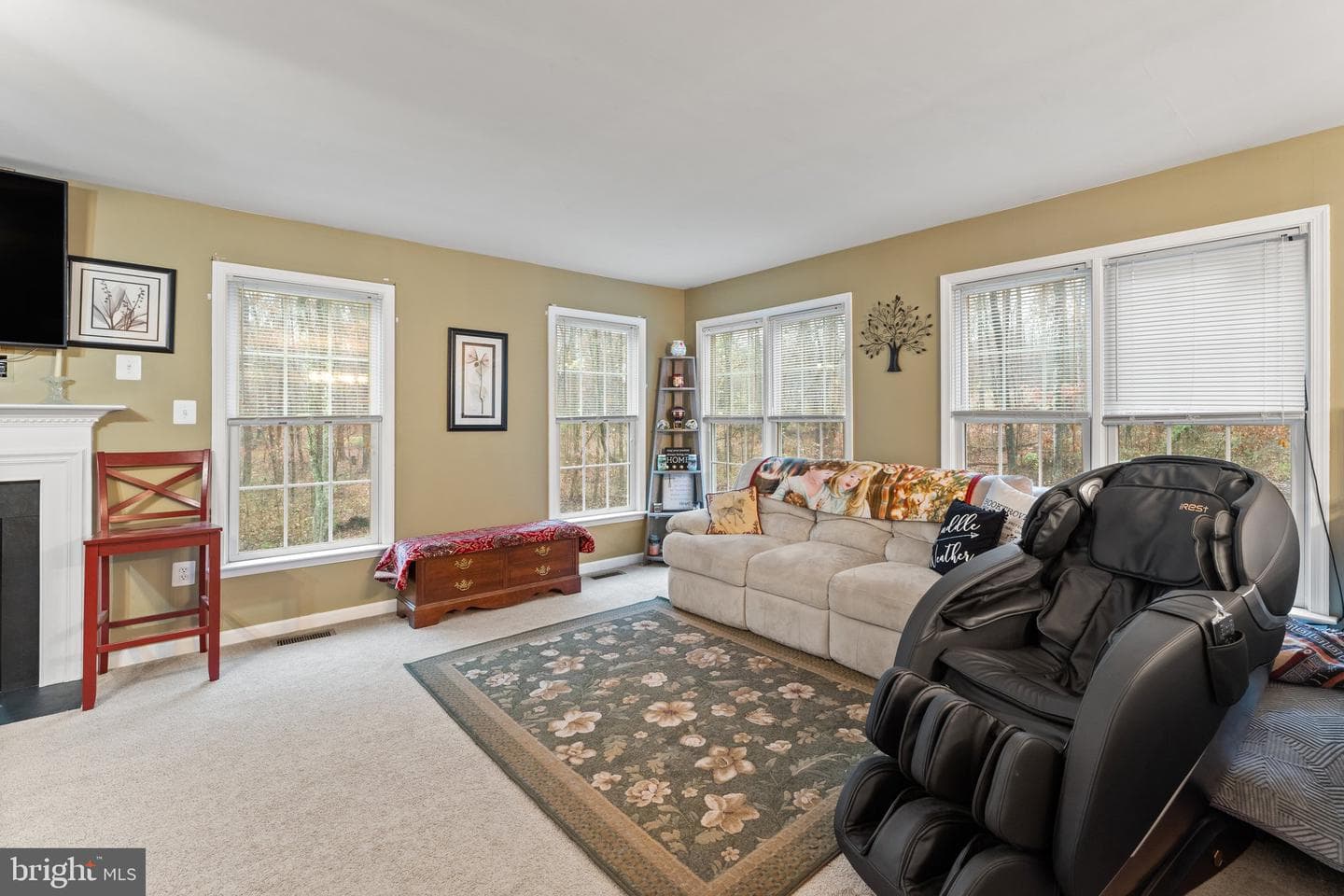 19388 Manor Dr photo 21