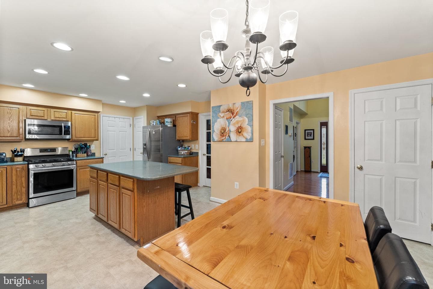 19388 Manor Dr photo 22