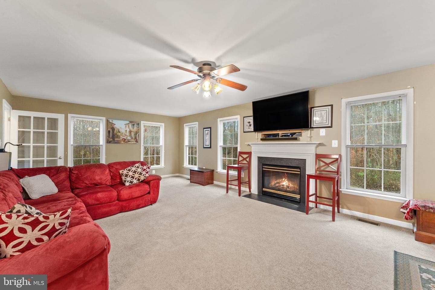 19388 Manor Dr photo 8