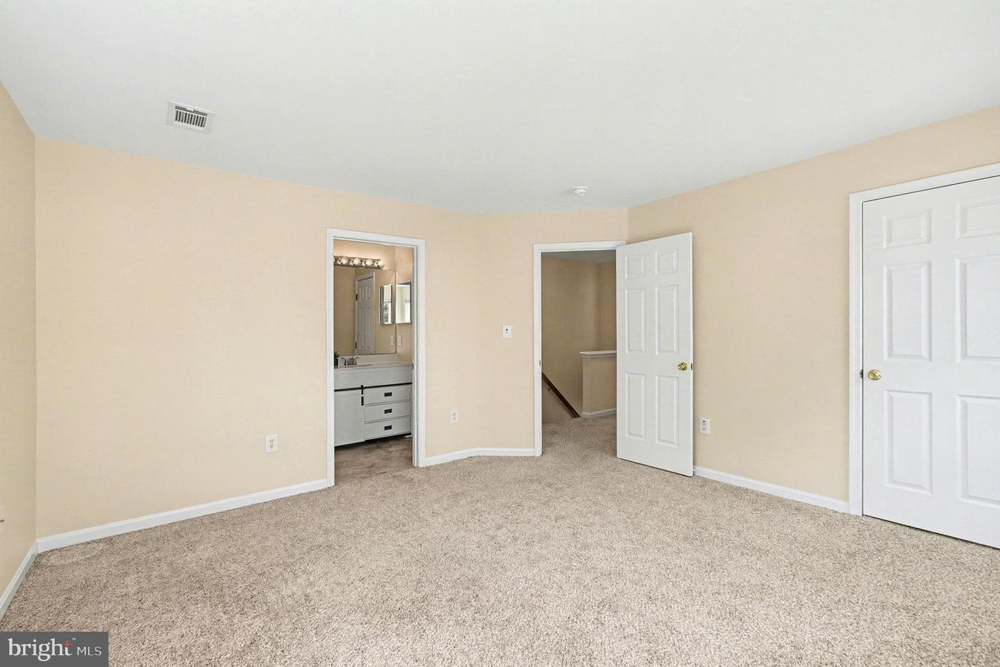 359 Snyder Lane photo 15