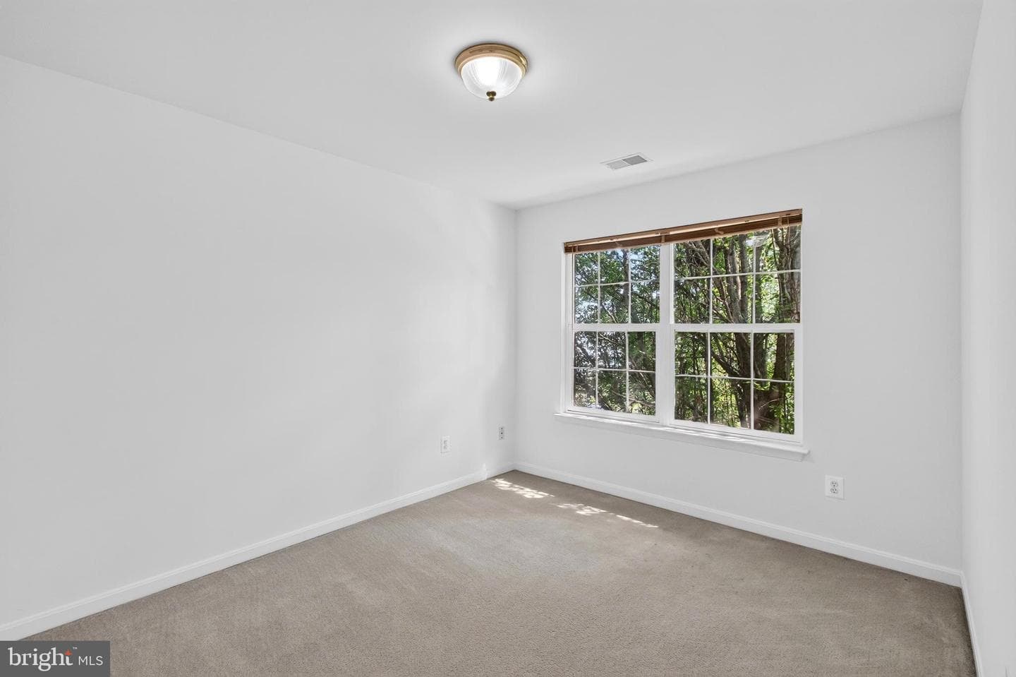 863 Fox Den Road photo 31