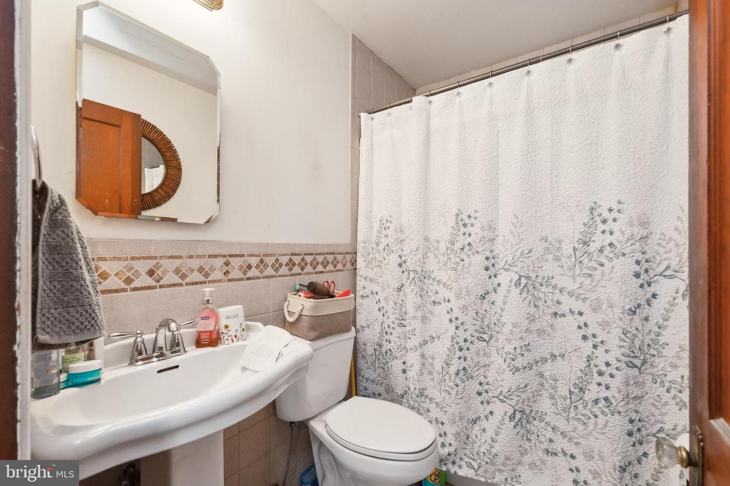 115 E Stevens Street photo 12