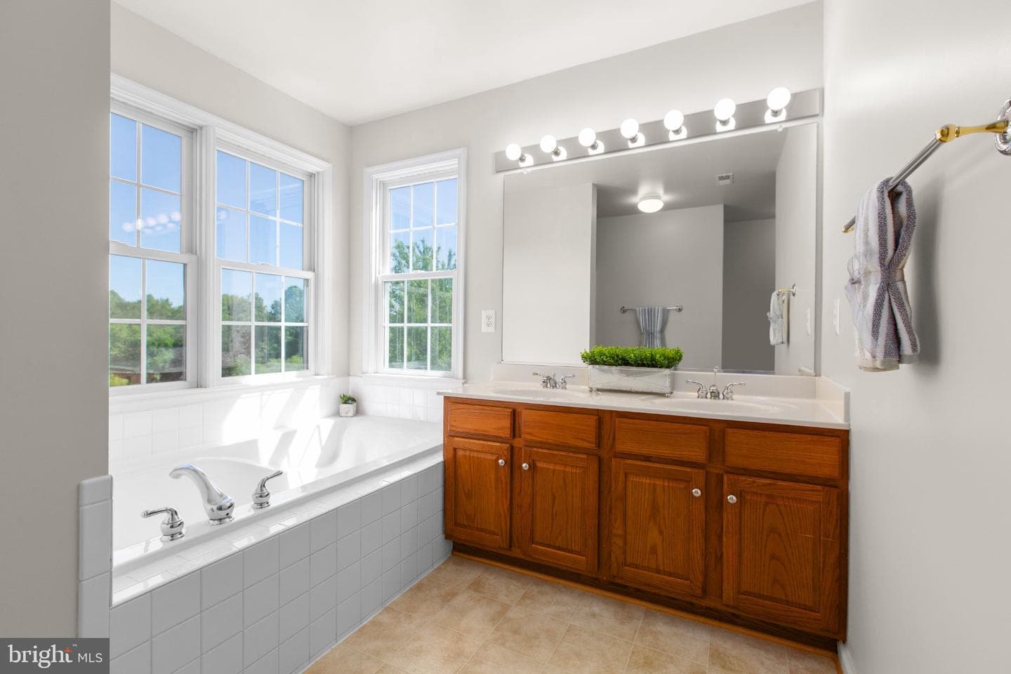 16390 Wayland Road photo 42