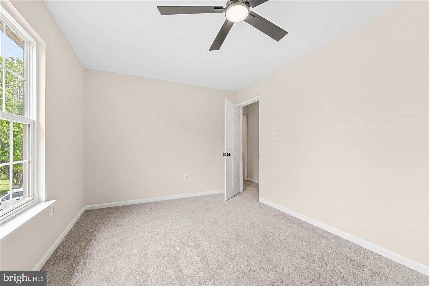 2024 Chestnut Drive photo 24