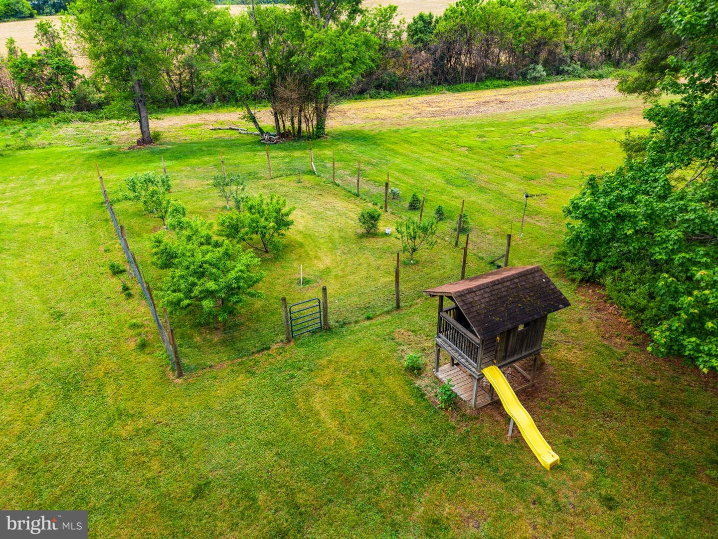 19059 Carleton Drive photo 86