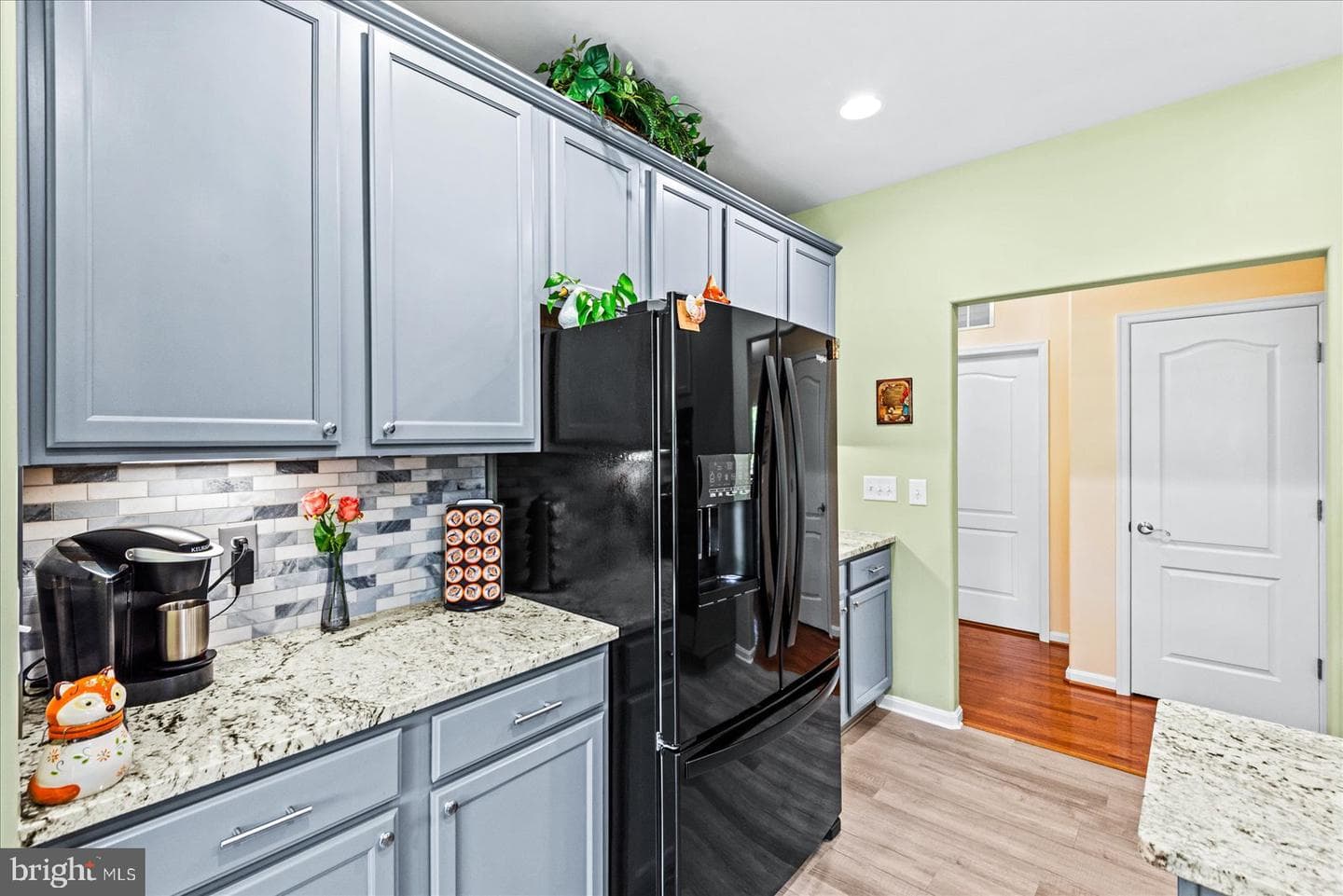 632 Windermere Dr photo 19
