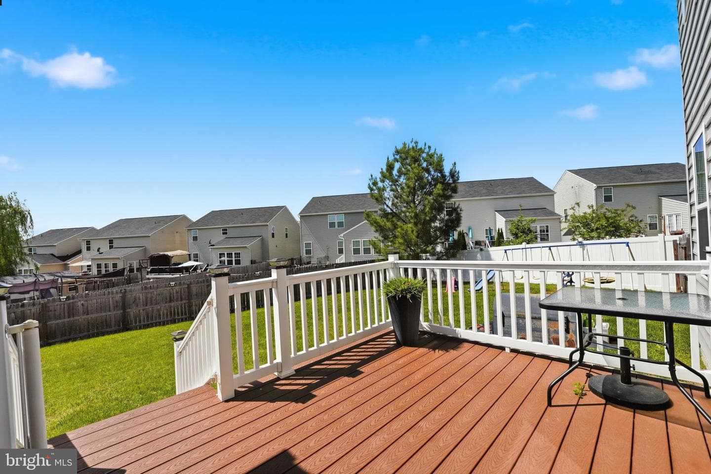 827 Fairwood photo 54