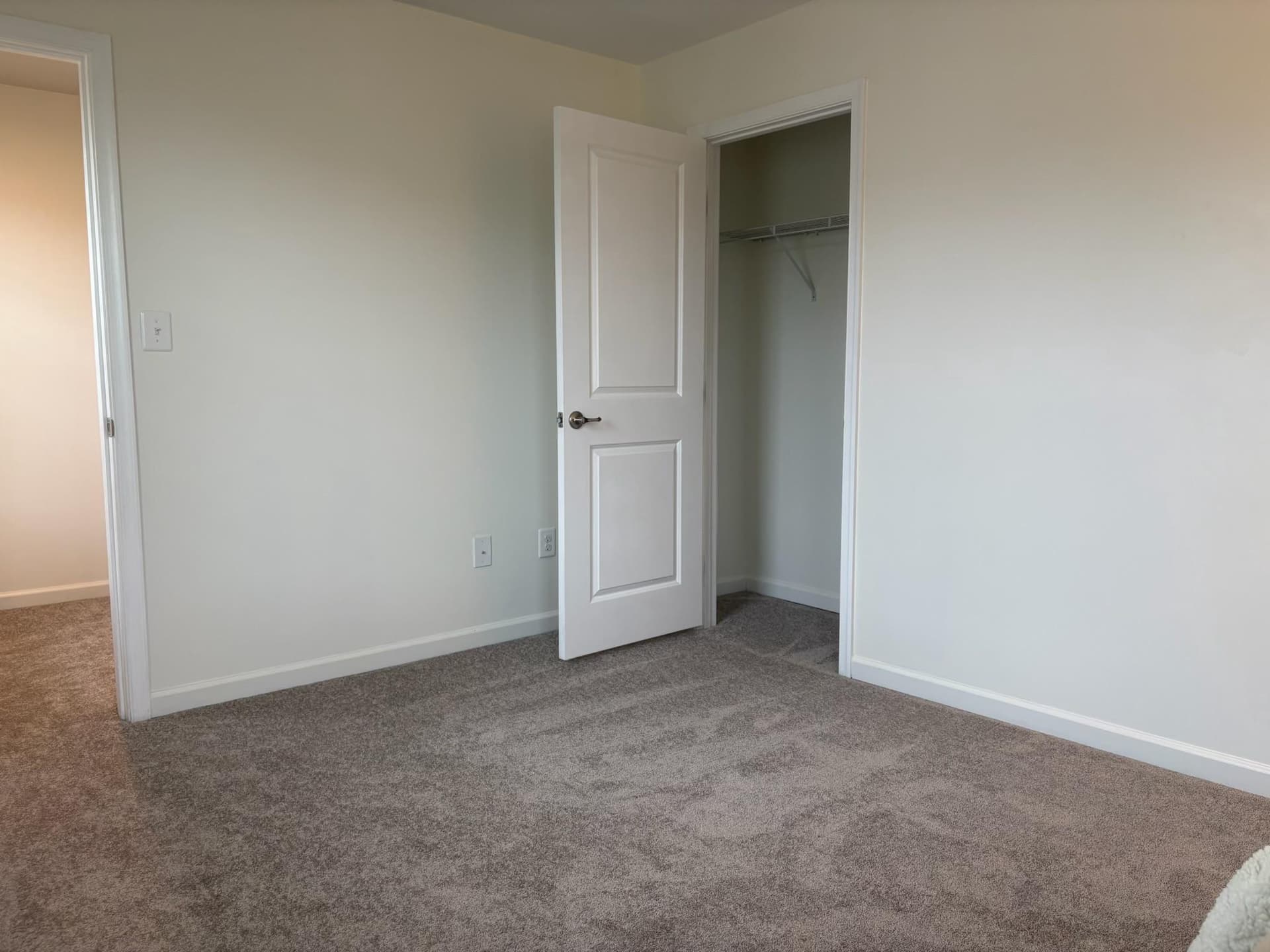 824 Virginia Avenue photo 29
