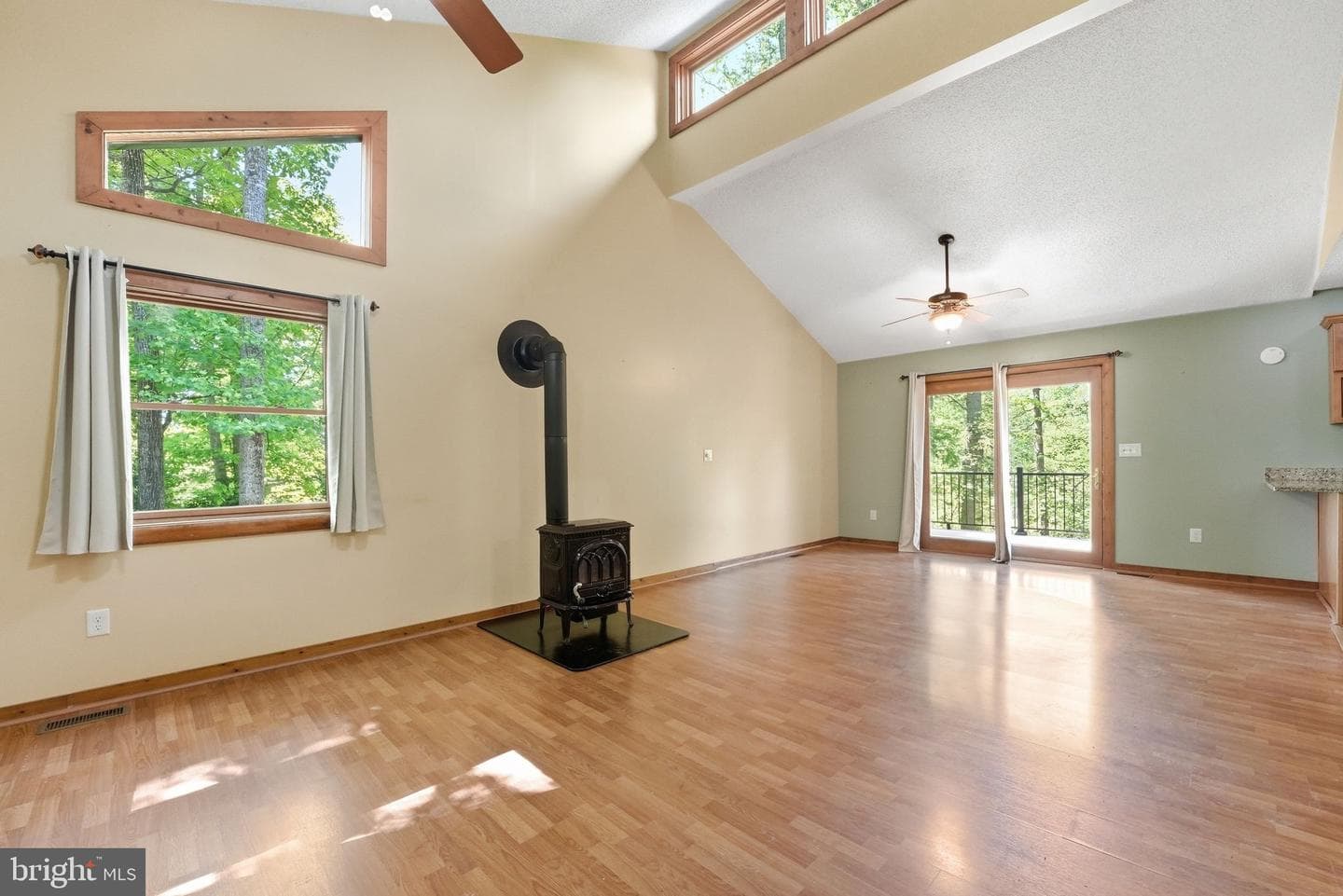 12638 Walnut Lane photo 19