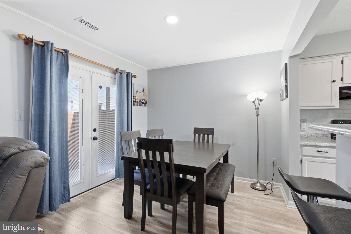 620 Bridlewood Drive photo 8