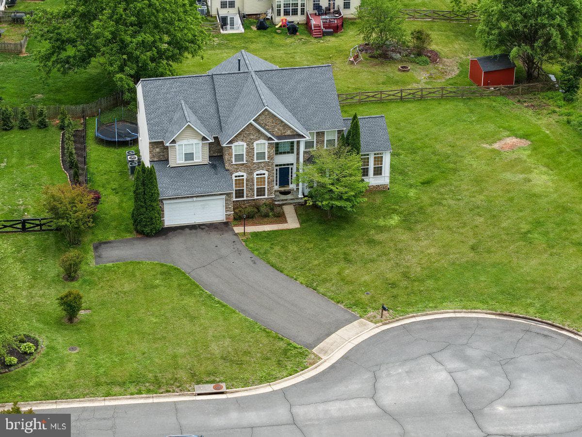 15411 Old House Court photo 28