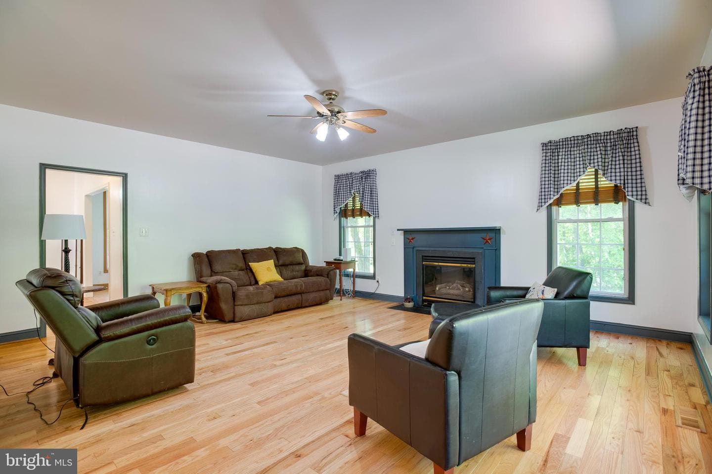 14100 Chesterfield Lane photo 5