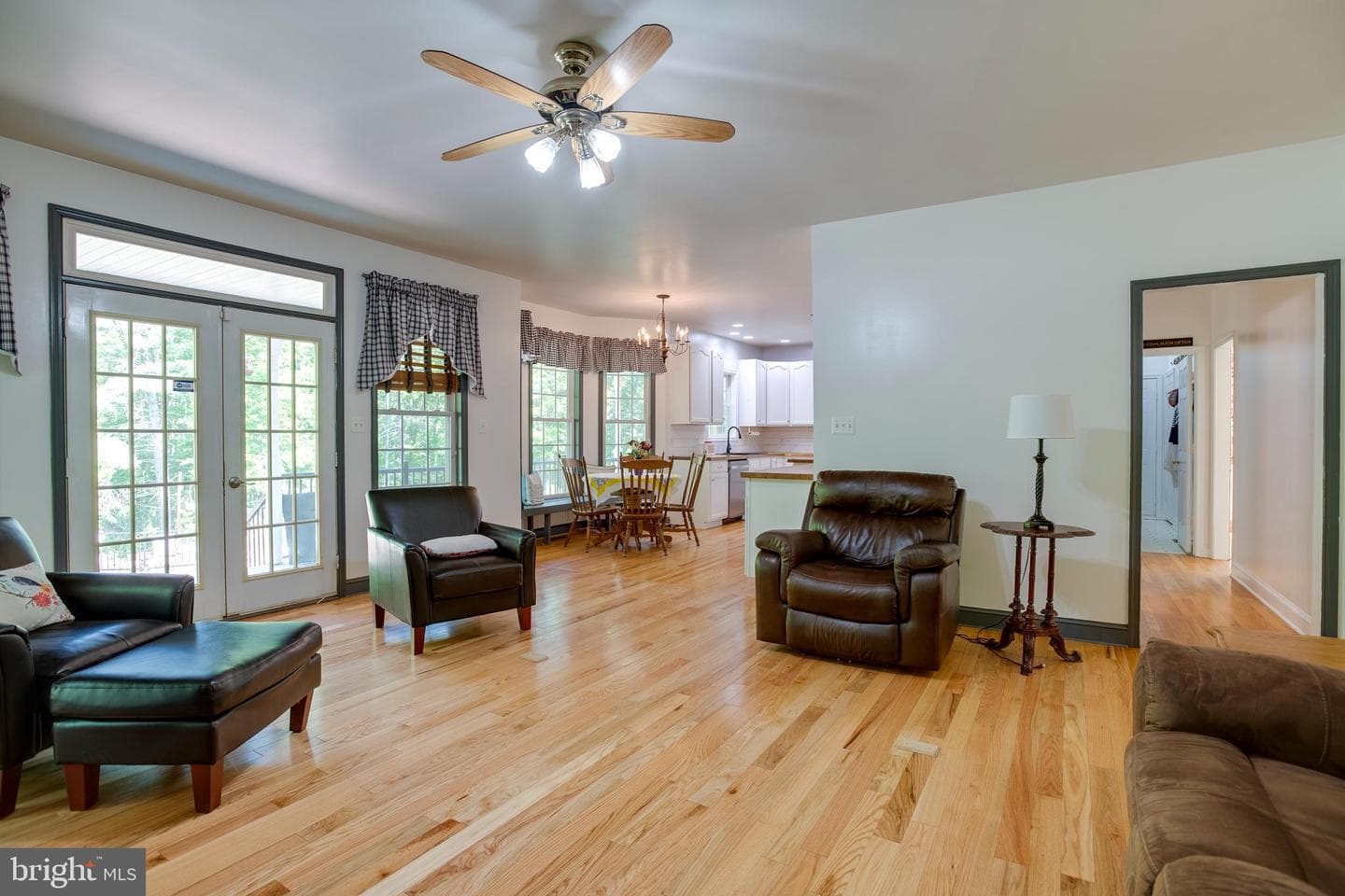 14100 Chesterfield Lane photo 8