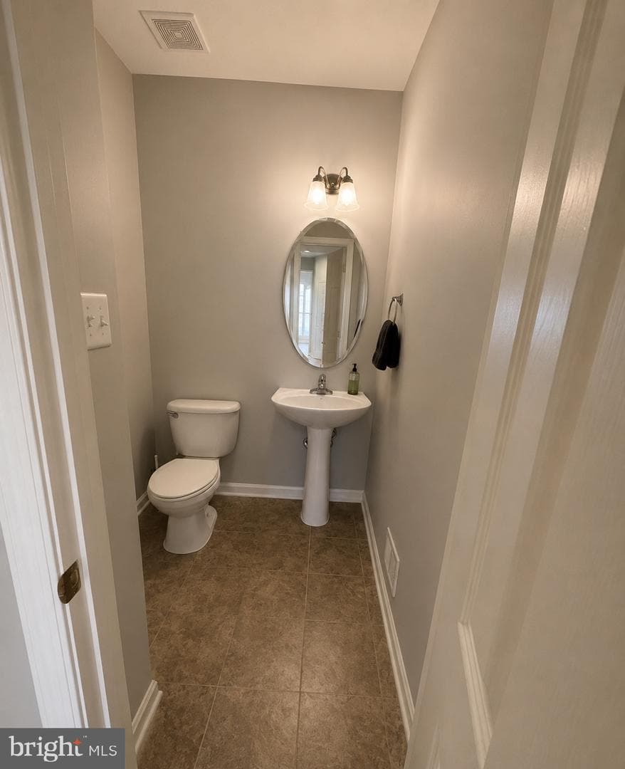 627 Holly Crest Drive photo 15