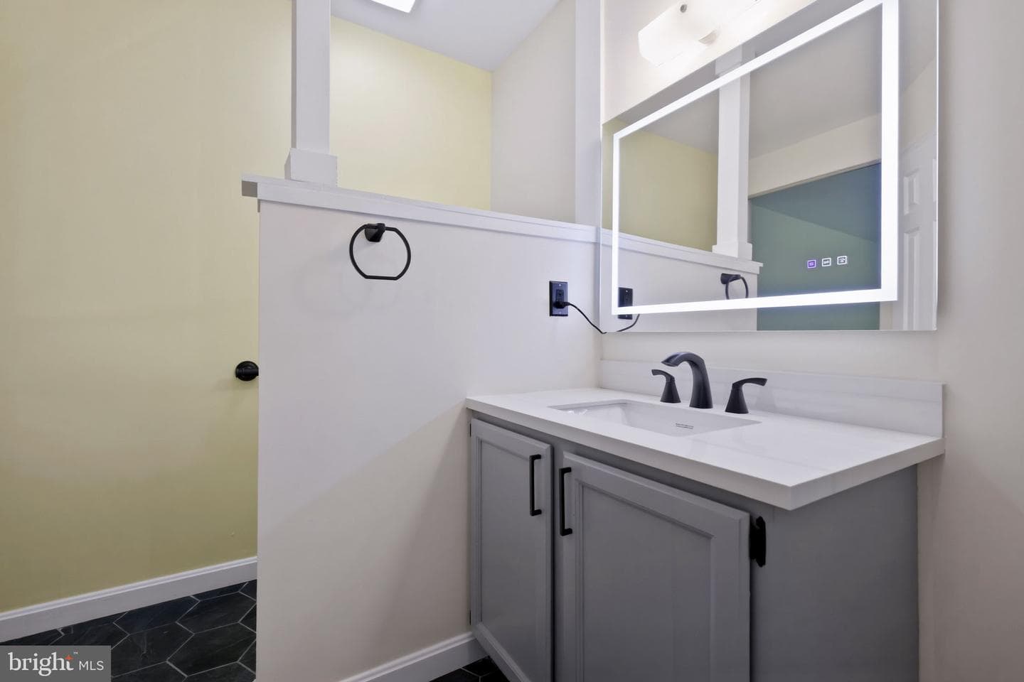 171 King Street photo 35