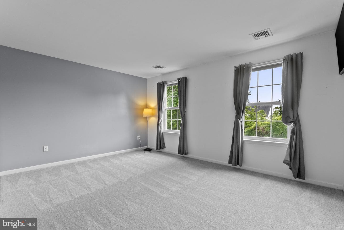 1085 Virginia Avenue photo 36