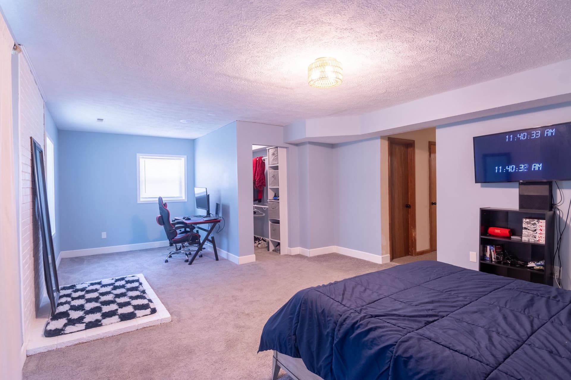 15122 Hall St photo 27