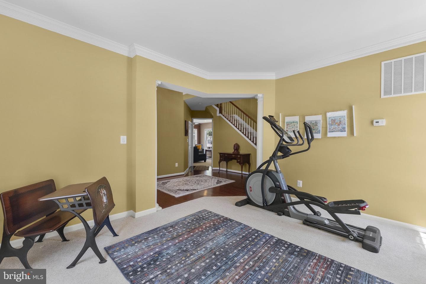104 King Edward Court photo 9
