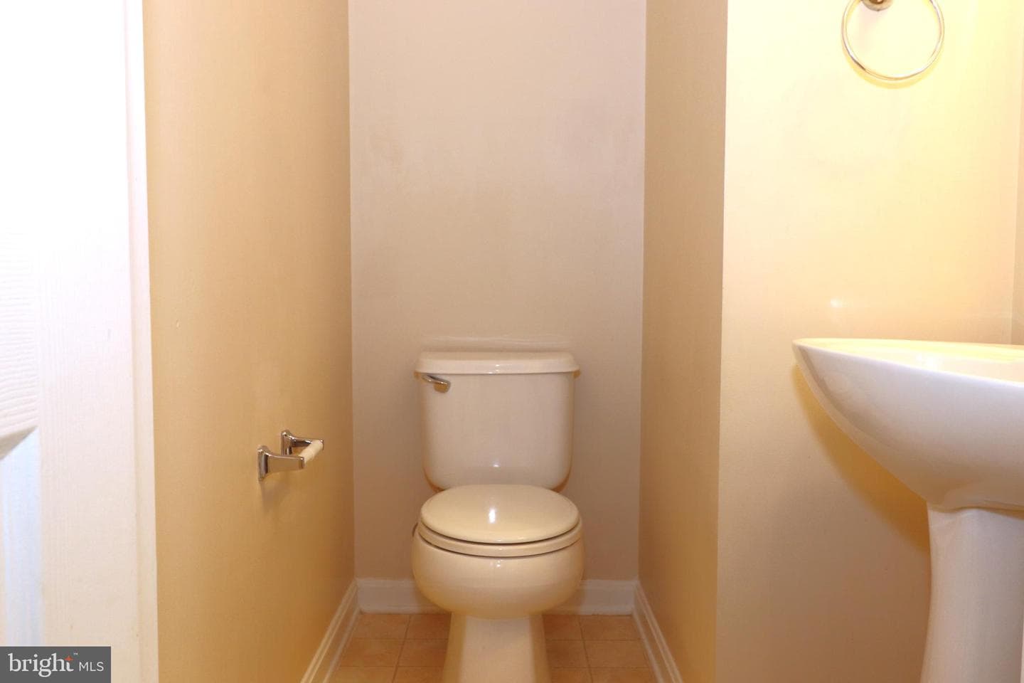936 Persimmon photo 22