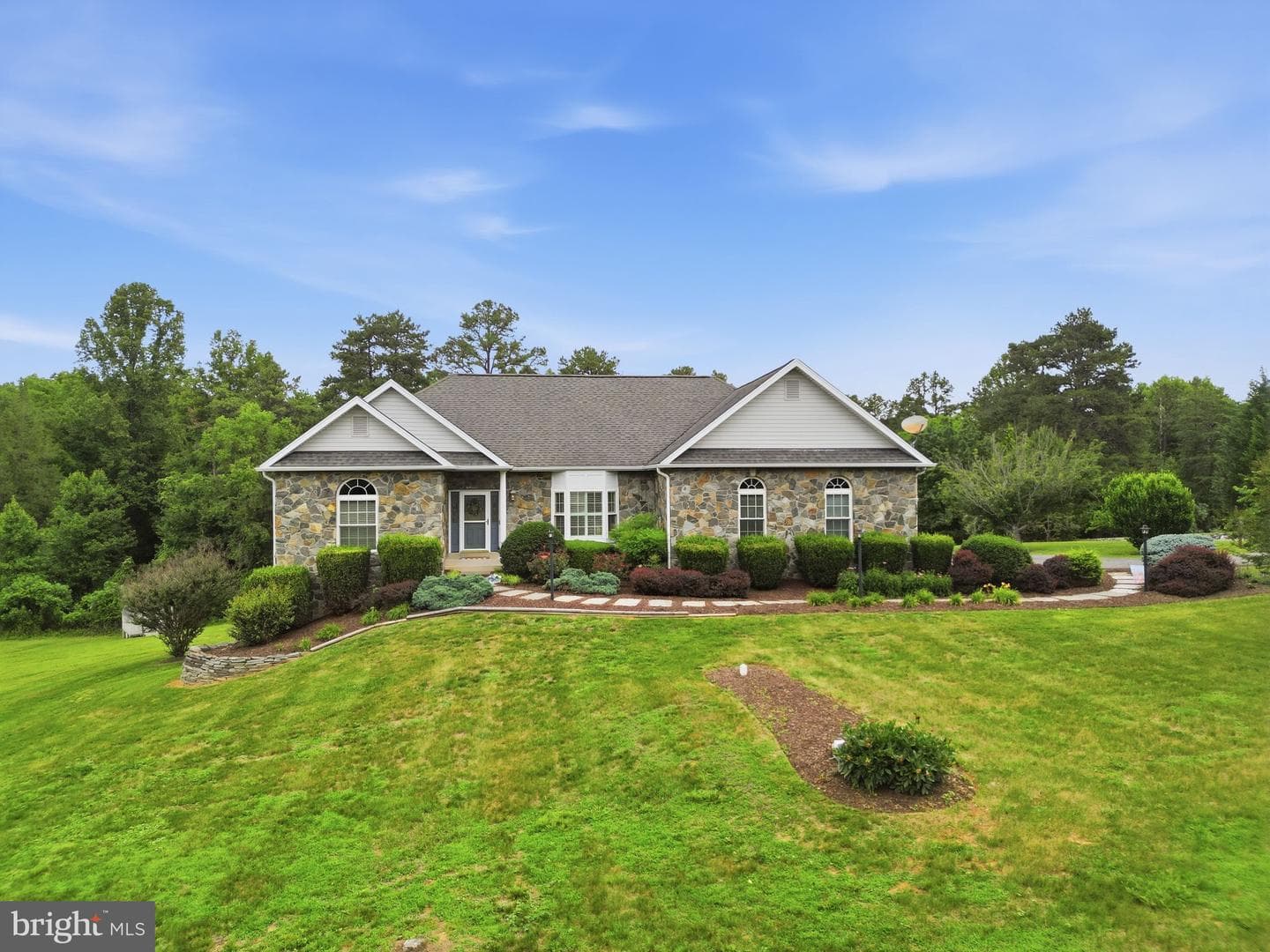 16082 Lily Hill Way photo 73