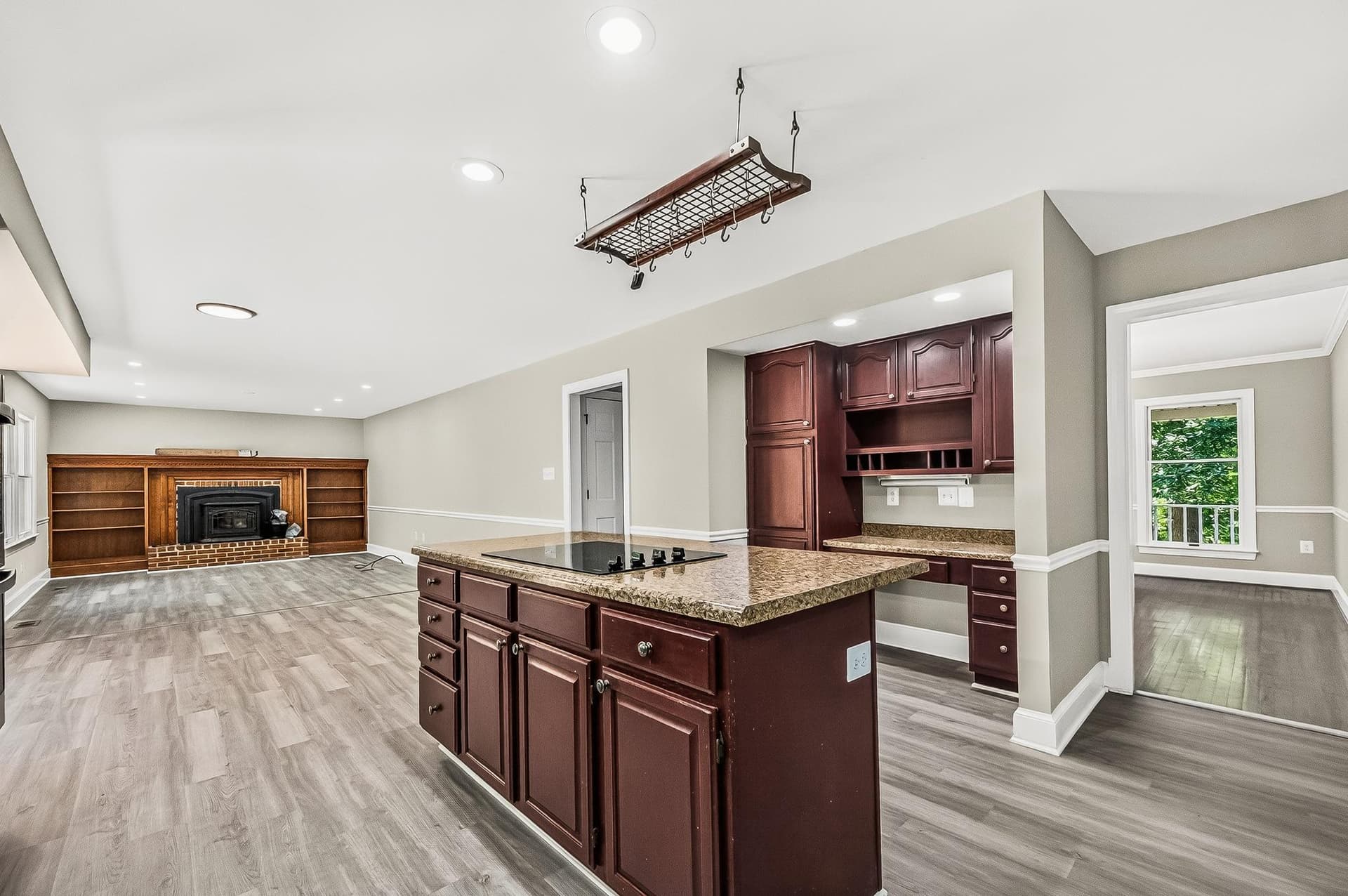 5645 Countryside Circle photo 24